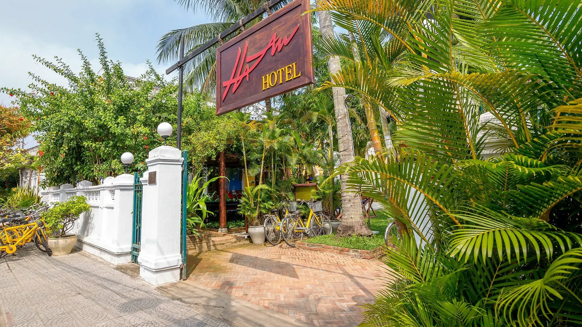 ***  Ha An Hotel Hoi An Vietnam